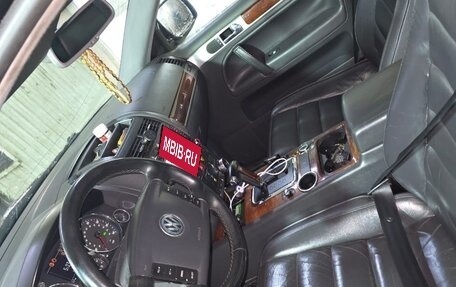 Volkswagen Touareg III, 2005 год, 750 000 рублей, 5 фотография