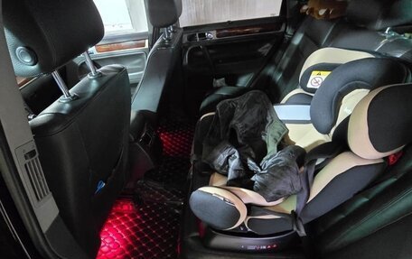 Volkswagen Touareg III, 2005 год, 750 000 рублей, 13 фотография