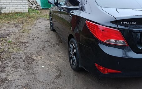 Hyundai Solaris II рестайлинг, 2015 год, 960 000 рублей, 6 фотография