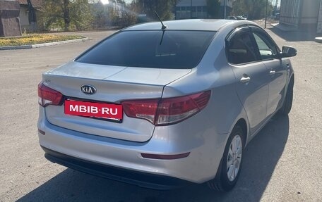 KIA Rio III рестайлинг, 2015 год, 1 100 000 рублей, 4 фотография