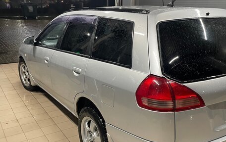 Nissan Wingroad III, 2001 год, 350 000 рублей, 4 фотография