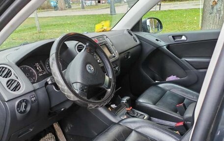 Volkswagen Tiguan I, 2010 год, 835 000 рублей, 10 фотография