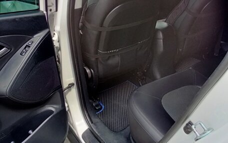 Hyundai ix35 I рестайлинг, 2011 год, 1 300 000 рублей, 13 фотография