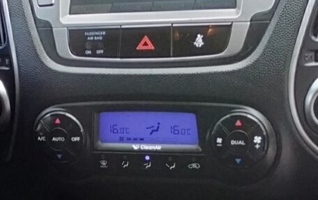 Hyundai ix35 I рестайлинг, 2011 год, 1 300 000 рублей, 17 фотография