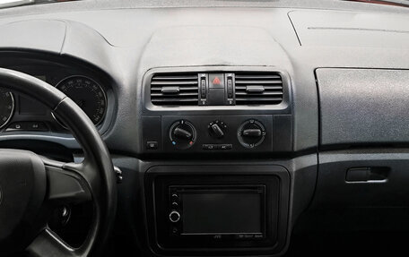 Skoda Fabia II, 2013 год, 550 000 рублей, 18 фотография