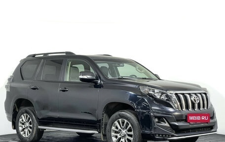 Toyota Land Cruiser Prado 150 рестайлинг 2, 2017 год, 3 697 000 рублей, 3 фотография
