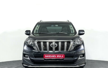 Toyota Land Cruiser Prado 150 рестайлинг 2, 2017 год, 3 697 000 рублей, 2 фотография