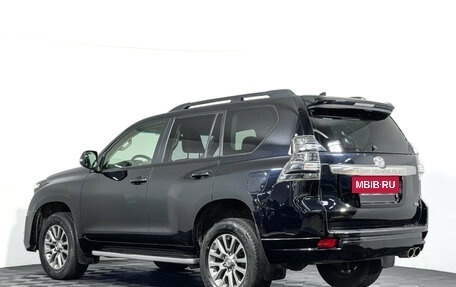 Toyota Land Cruiser Prado 150 рестайлинг 2, 2017 год, 3 697 000 рублей, 7 фотография