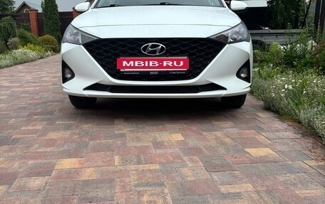 Hyundai Solaris II рестайлинг, 2020 год, 1 500 000 рублей, 6 фотография