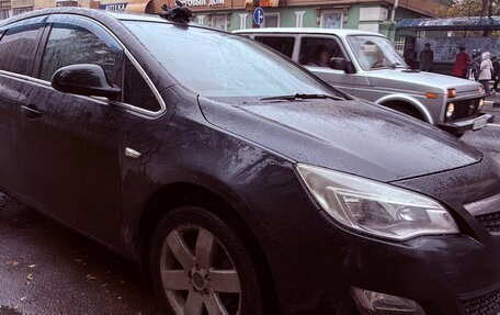 Opel Astra J, 2011 год, 720 000 рублей, 10 фотография