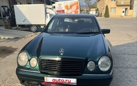 Mercedes-Benz E-Класс, 1997 год, 610 000 рублей, 4 фотография