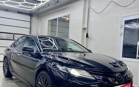 Toyota Camry, 2018 год, 2 500 000 рублей, 1 фотография