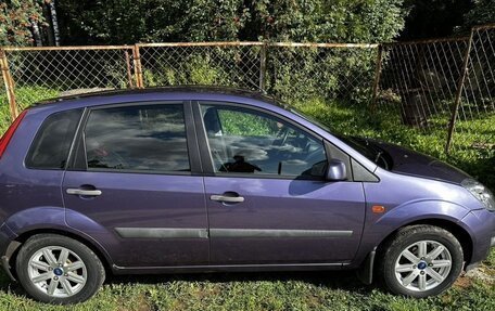 Ford Fiesta, 2006 год, 450 000 рублей, 3 фотография