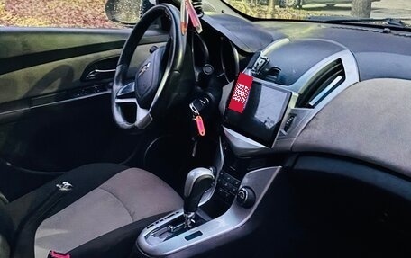 Chevrolet Cruze II, 2013 год, 530 000 рублей, 10 фотография