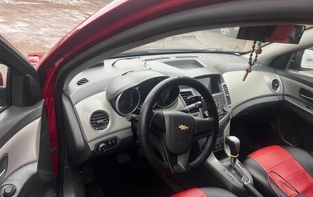 Chevrolet Cruze II, 2010 год, 380 000 рублей, 7 фотография