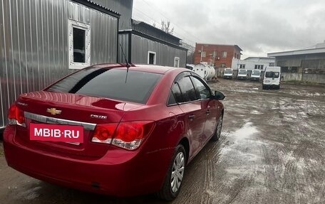 Chevrolet Cruze II, 2010 год, 380 000 рублей, 6 фотография