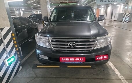 Toyota Land Cruiser 200, 2009 год, 2 500 000 рублей, 2 фотография