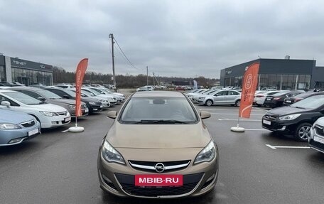 Opel Astra J, 2013 год, 549 000 рублей, 2 фотография