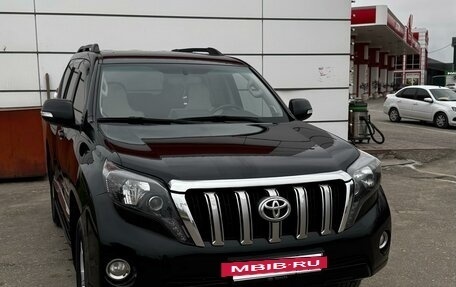 Toyota Land Cruiser Prado 150 рестайлинг 2, 2015 год, 2 950 000 рублей, 9 фотография