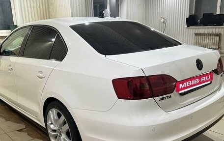 Volkswagen Jetta VI, 2012 год, 1 018 000 рублей, 7 фотография