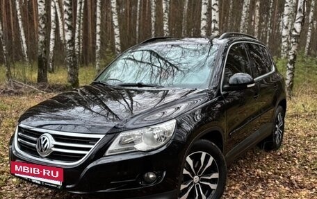 Volkswagen Tiguan I, 2011 год, 1 330 000 рублей, 2 фотография