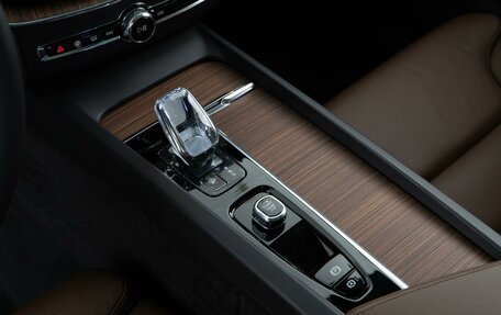 Volvo XC60 II, 2024 год, 5 619 987 рублей, 21 фотография