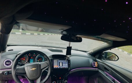 Chevrolet Cruze II, 2009 год, 600 000 рублей, 4 фотография