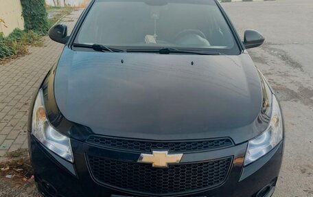 Chevrolet Cruze II, 2009 год, 600 000 рублей, 2 фотография