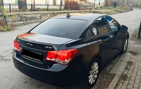 Chevrolet Cruze II, 2009 год, 600 000 рублей, 6 фотография