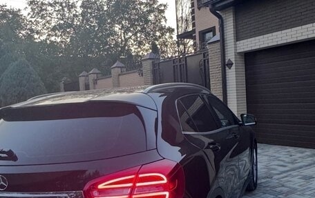 Mercedes-Benz GLA, 2014 год, 1 800 000 рублей, 16 фотография