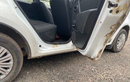 Renault Sandero I, 2010 год, 350 000 рублей, 13 фотография