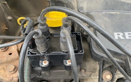 Renault Sandero I, 2010 год, 350 000 рублей, 23 фотография