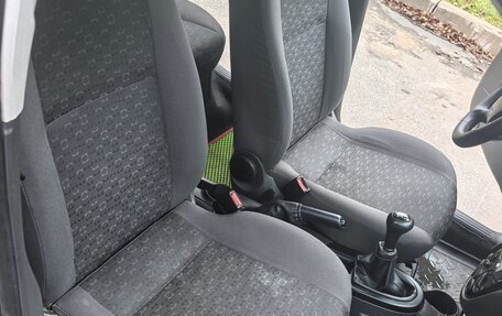 Ford Focus IV, 2002 год, 380 000 рублей, 3 фотография