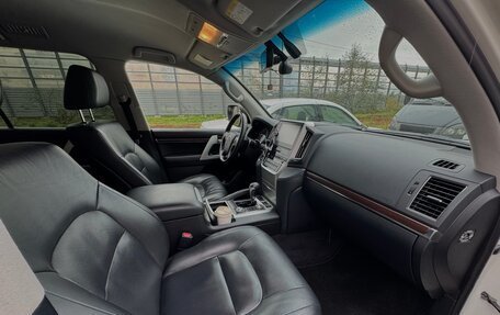 Toyota Land Cruiser 200, 2016 год, 5 400 000 рублей, 5 фотография