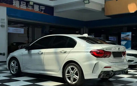 BMW 1 серия, 2022 год, 1 600 000 рублей, 5 фотография