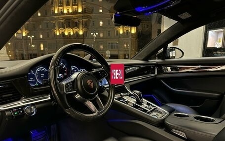 Porsche Panamera II рестайлинг, 2017 год, 5 750 000 рублей, 32 фотография