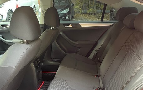 Volkswagen Jetta VI, 2011 год, 11 фотография