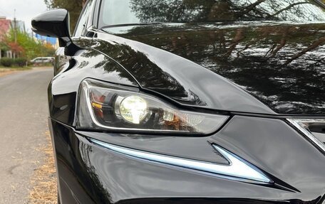 Lexus IS III, 2017 год, 2 400 000 рублей, 2 фотография