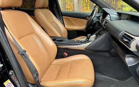 Lexus IS III, 2017 год, 2 400 000 рублей, 6 фотография