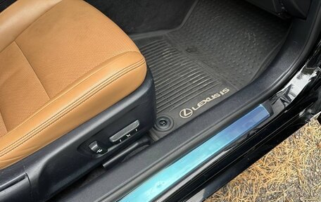 Lexus IS III, 2017 год, 2 400 000 рублей, 5 фотография