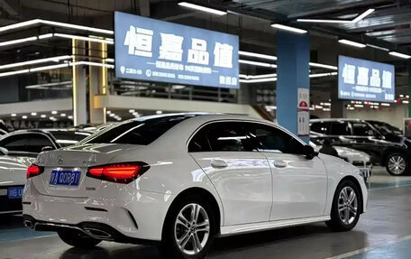 Mercedes-Benz A-Класс, 2024 год, 2 430 000 рублей, 2 фотография