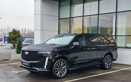 Cadillac Escalade V, 2022 год, 11 595 000 рублей, 3 фотография