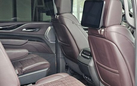 Cadillac Escalade V, 2022 год, 11 595 000 рублей, 29 фотография