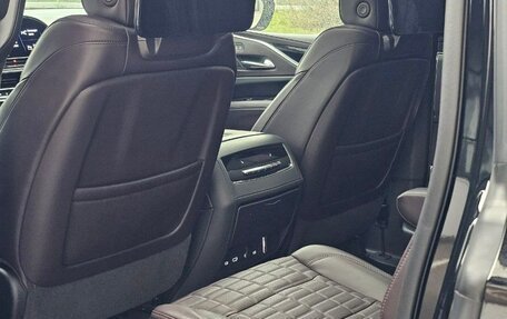 Cadillac Escalade V, 2022 год, 11 595 000 рублей, 28 фотография