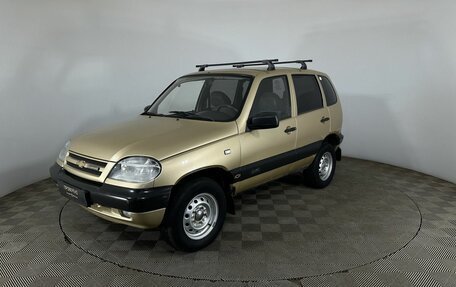 Chevrolet Niva I рестайлинг, 2004 год, 300 000 рублей, 1 фотография
