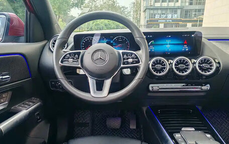 Mercedes-Benz GLA, 2022 год, 2 500 000 рублей, 12 фотография