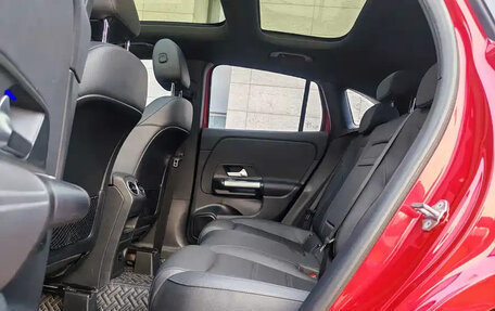 Mercedes-Benz GLA, 2022 год, 2 500 000 рублей, 14 фотография