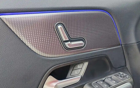 Mercedes-Benz GLA, 2022 год, 2 500 000 рублей, 15 фотография