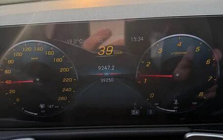 Mercedes-Benz GLB, 2022 год, 2 500 000 рублей, 11 фотография