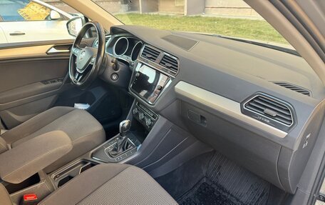 Volkswagen Tiguan II, 2020 год, 2 300 000 рублей, 6 фотография